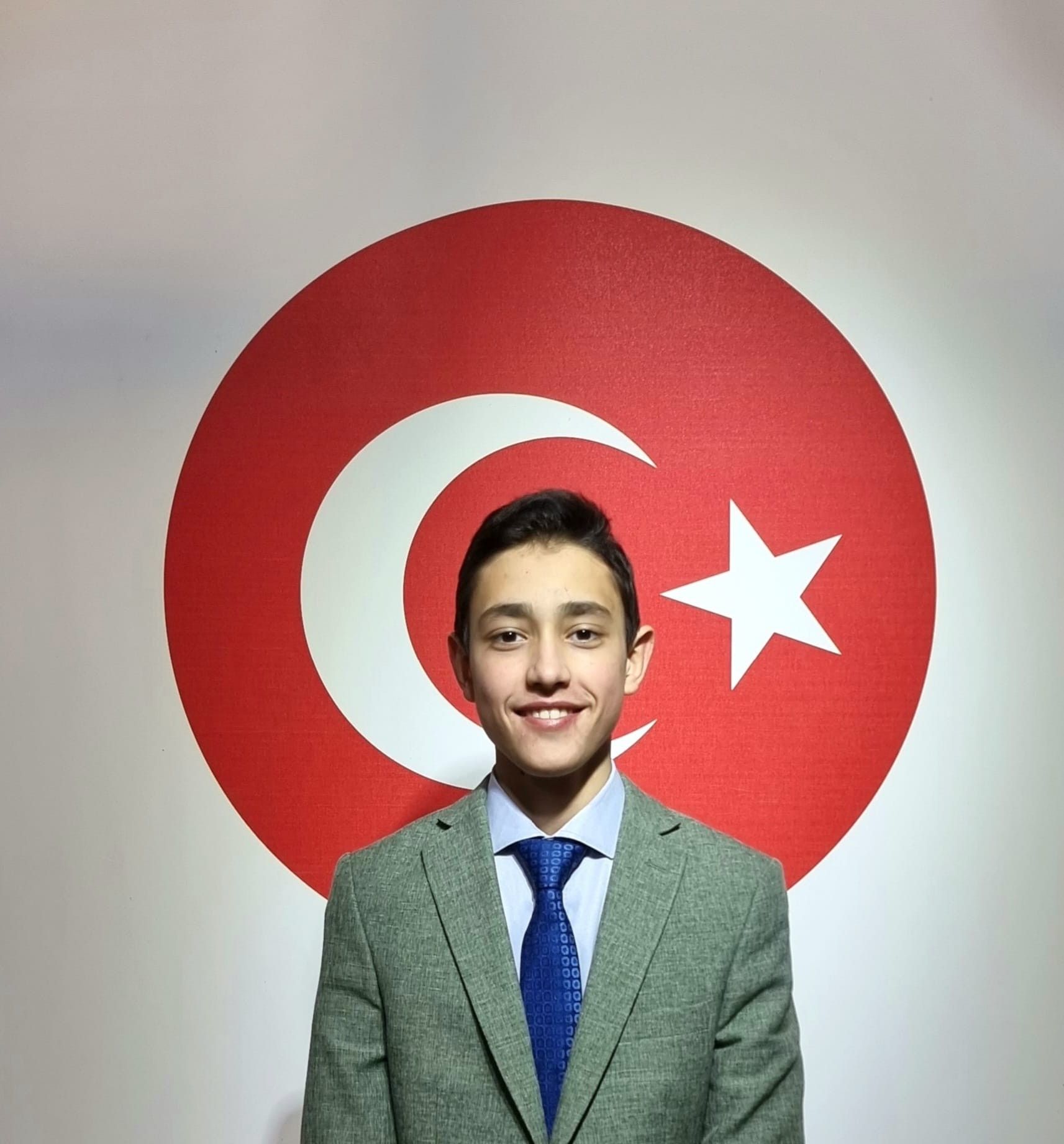 DEĞERLİ ÖĞRENCİMİZ ALİ SAYİT ALACALI HAFIZ OLDU