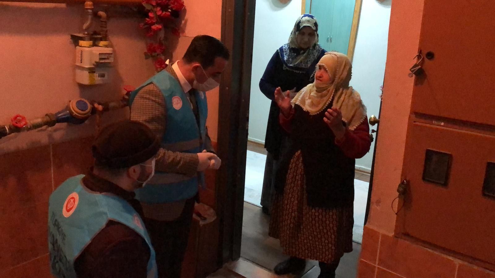 AZİZ MİLLETİMİZİN HİZMETİNDEYİZ